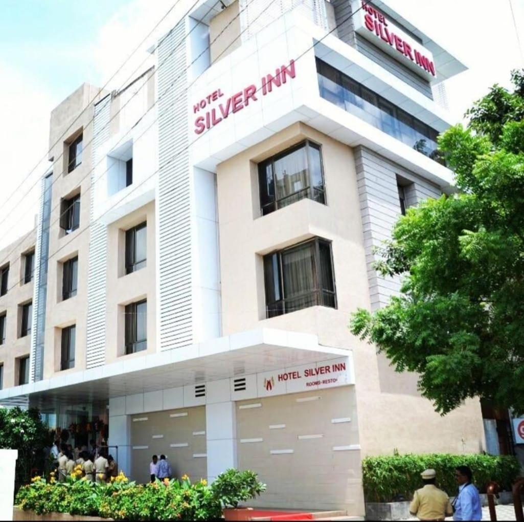 Hotel Executive Silver Inn Aurangabad  Exteriör bild