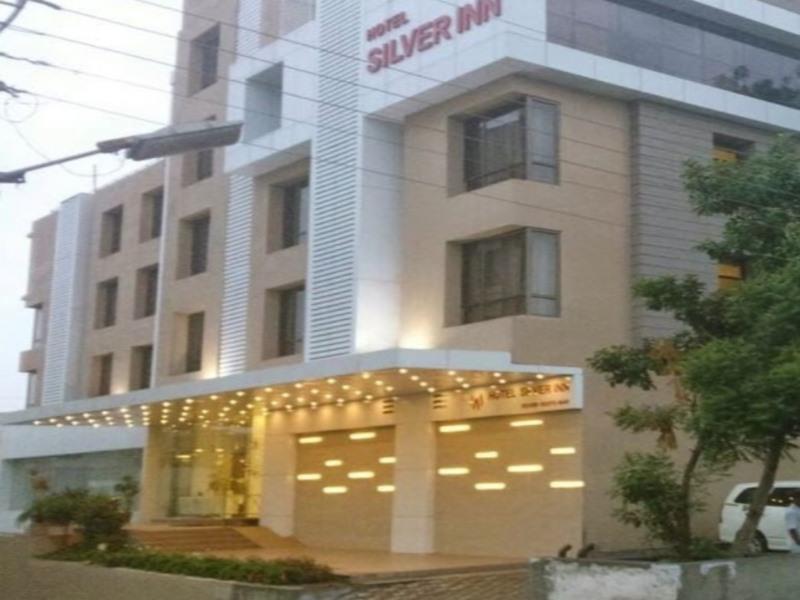 Hotel Executive Silver Inn Aurangabad  Exteriör bild