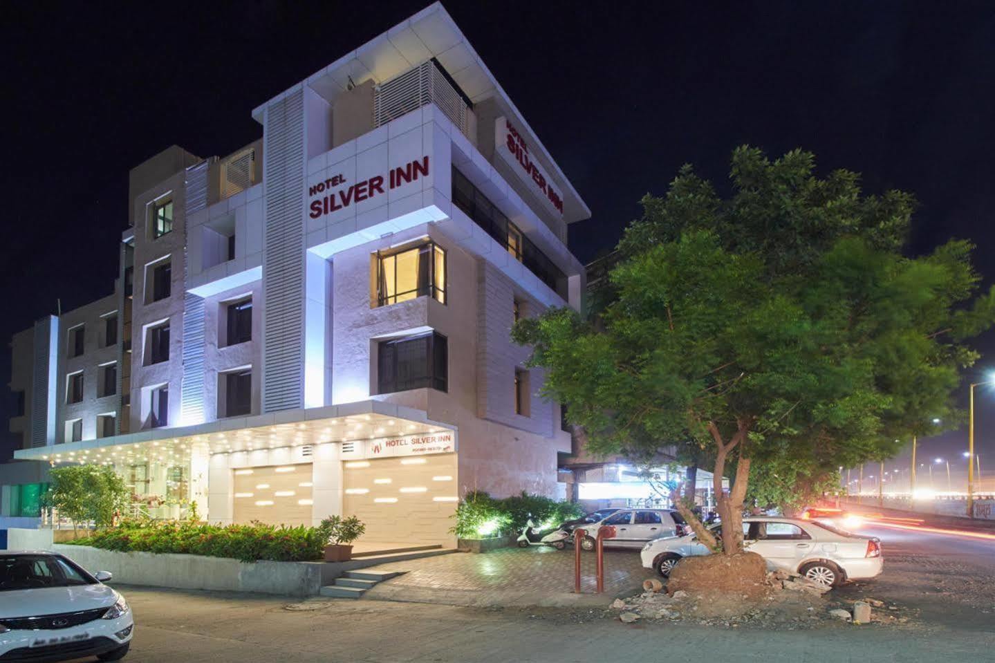 Hotel Executive Silver Inn Aurangabad  Exteriör bild
